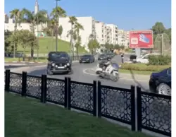 صاحب الجلالة يغادر مدينة تطوان في اتجاه إقامته الملكية بطنجة